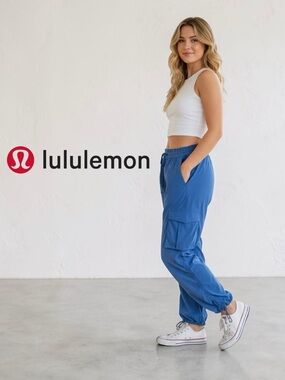 Lululemon Athletica Dance Studio Relaxed Fit MR Cargo Pant Blue Size: XL LW5GILS